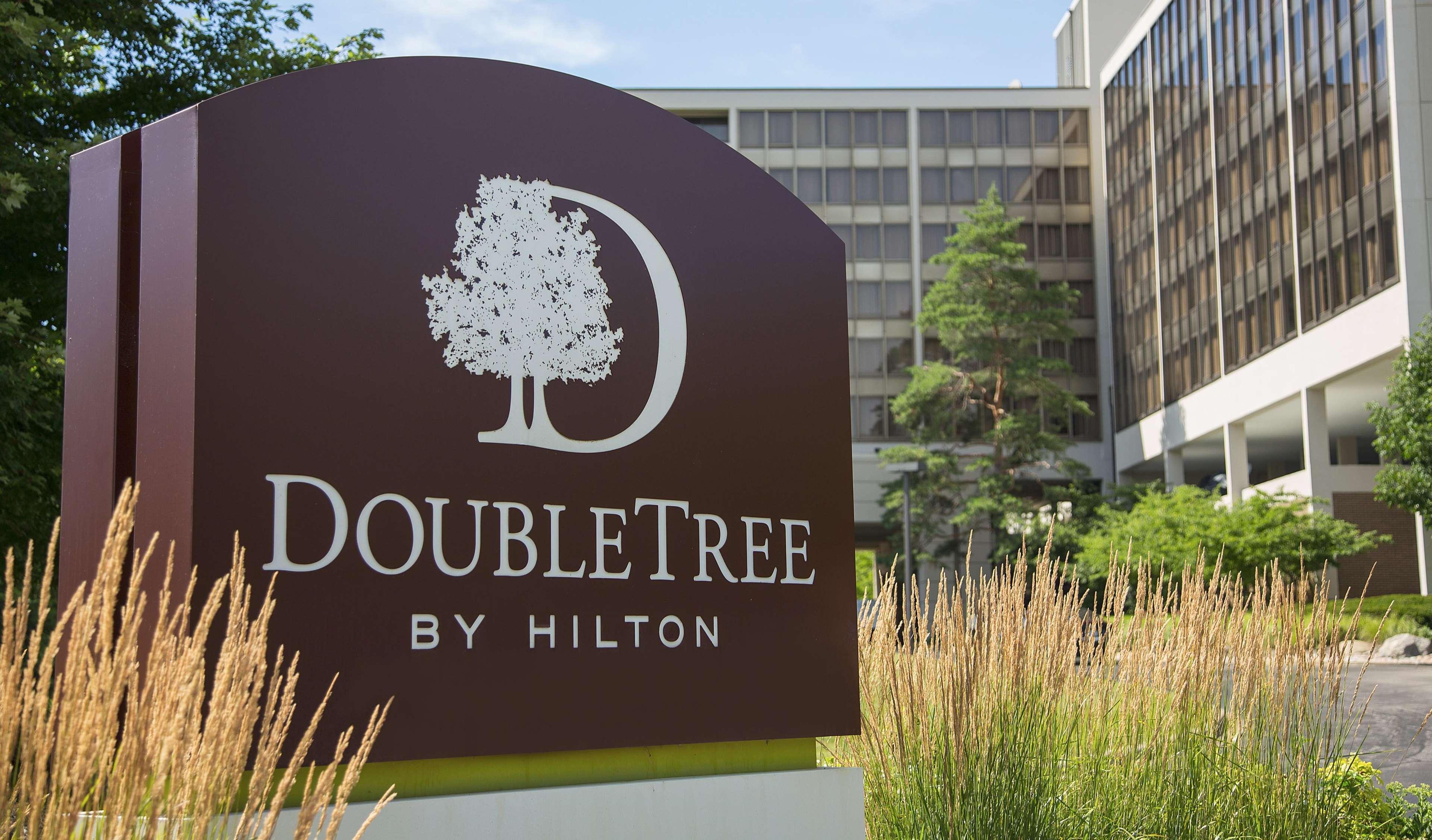 Doubletree By Hilton Chicago - Oak Brook Hotel Exterior foto